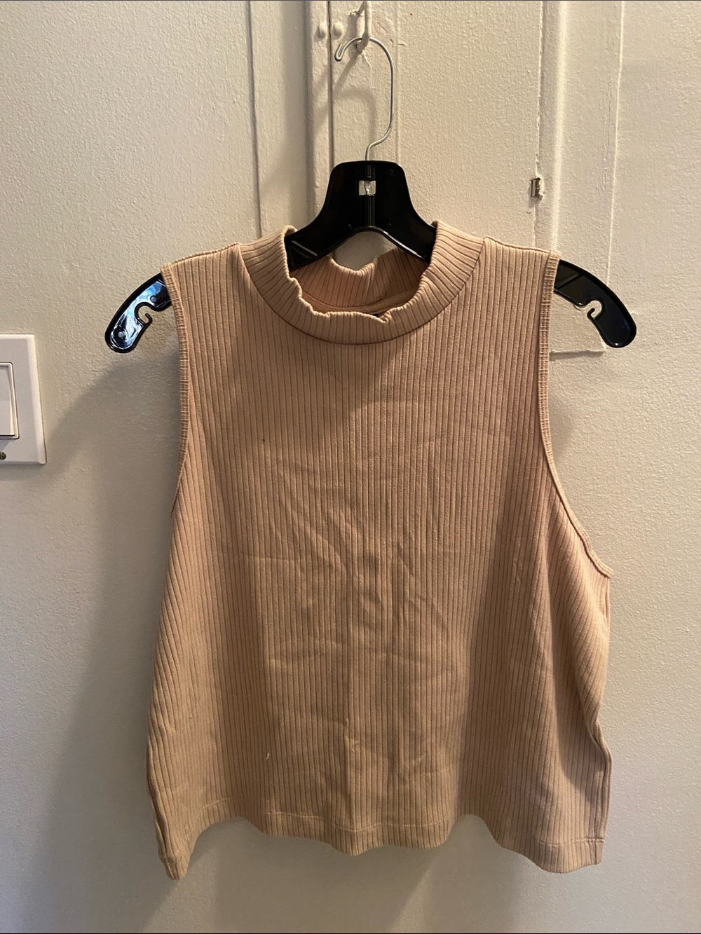 Old Navy Ribbed Mock Neck Tank Top in Beige